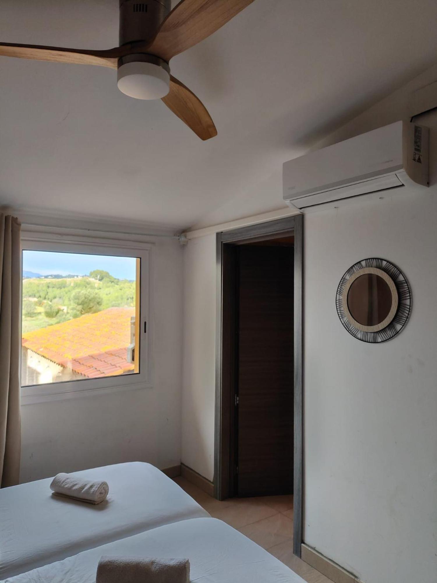קסטלביסבל L'Olivera Casa Rural מראה חיצוני תמונה
